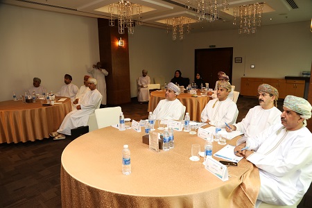 صور من المشاركين بالبرنامج