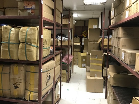 ظاهرة انتشار المخازن في الأحياء السكنية