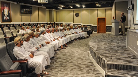 جاني من المشاركين بالمرحلة الأولى في التدريب على نظام إدارة الوثائق والمحفوظات