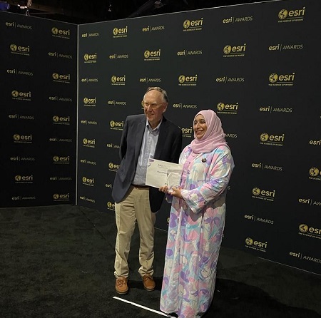 جائزة دولية نظير الإعتماد على منصة "اعتمد"