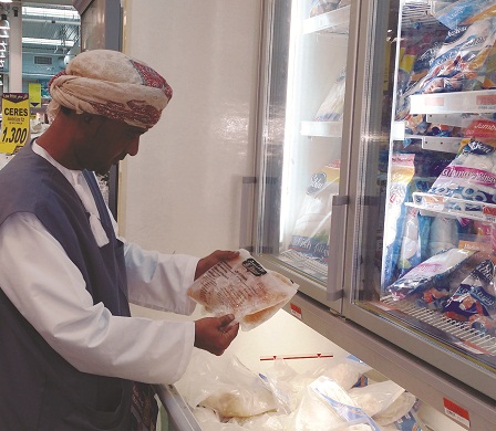   بلدية مسقط تكثف الحملات التفتيشية على الأغذية خلال شهر رمضان 