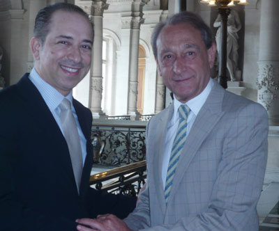 لقاء سعادة الرئيس بعمدة باريس