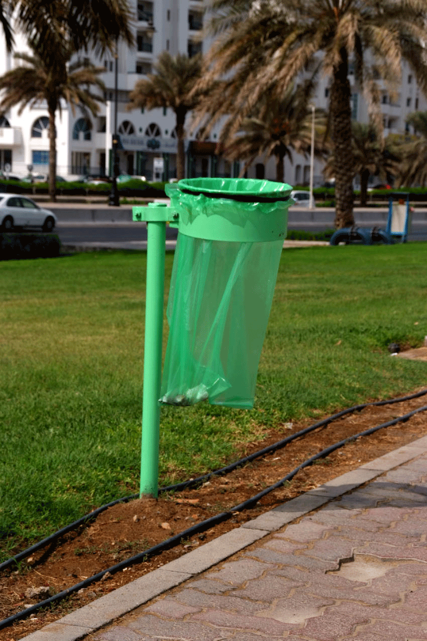 سلال مخصصة للمناطق العامة واماكن المشي