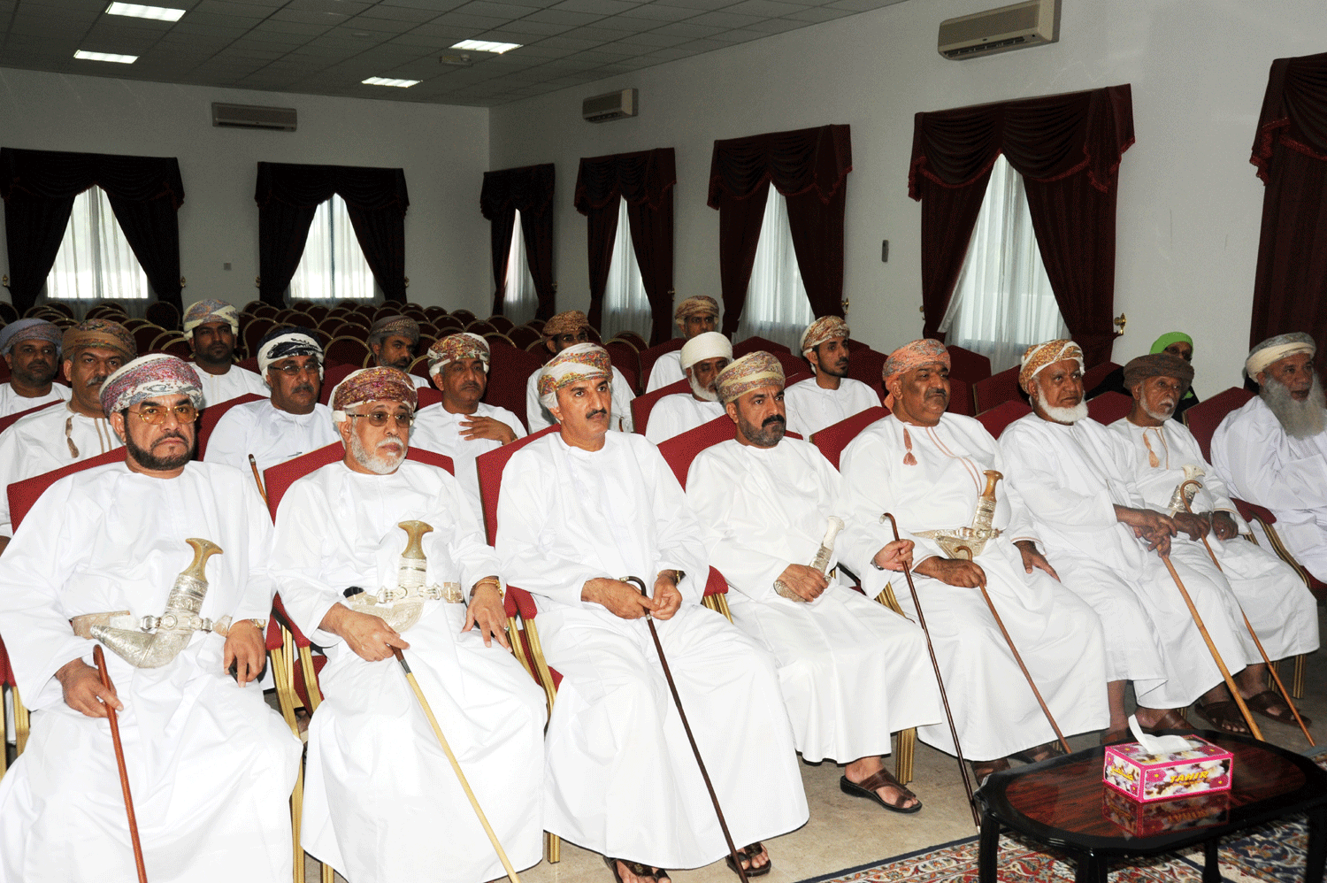 الحملة في مكتب والي بوشر